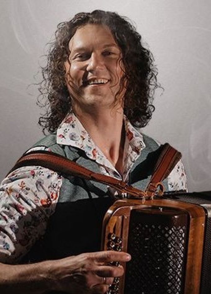 Александр Бардин