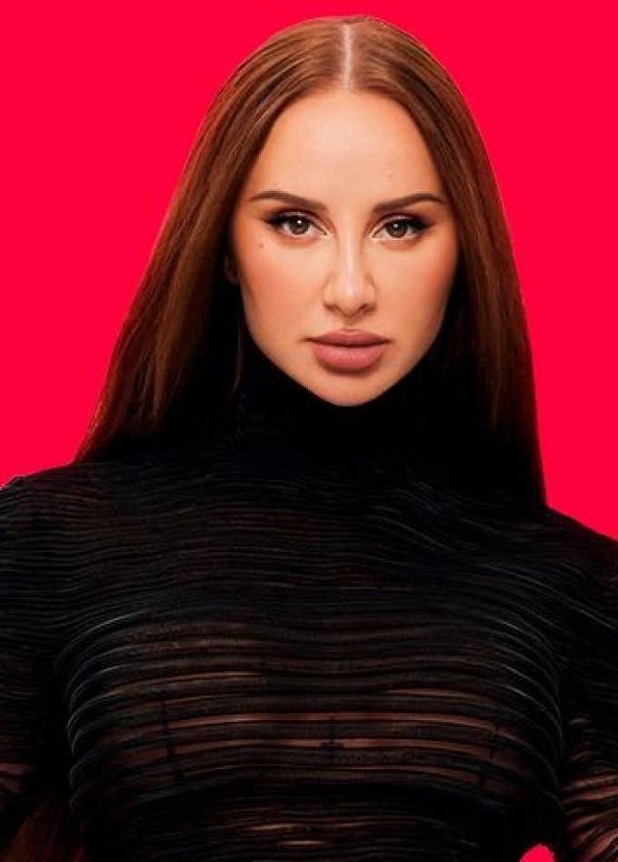 Anna Asti