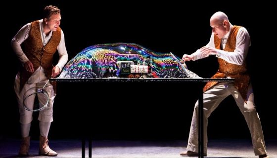 Шоу мыльных пузырей «Clinc»