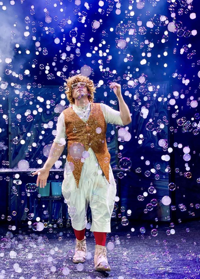 Шоу мыльных пузырей «Clinc», Бийск