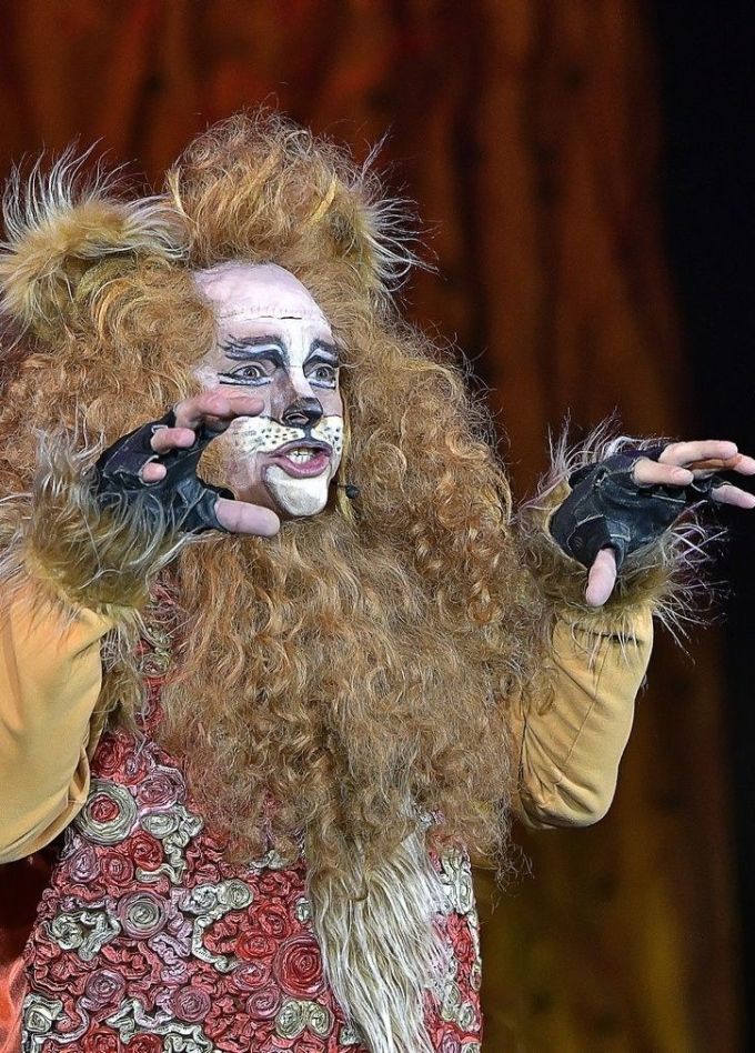 Спектакль «Волшебник Изумрудного города»