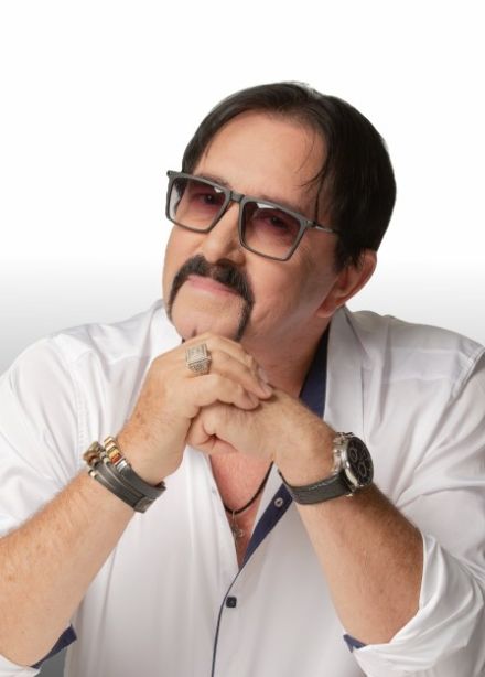 Владимир Ждамиров